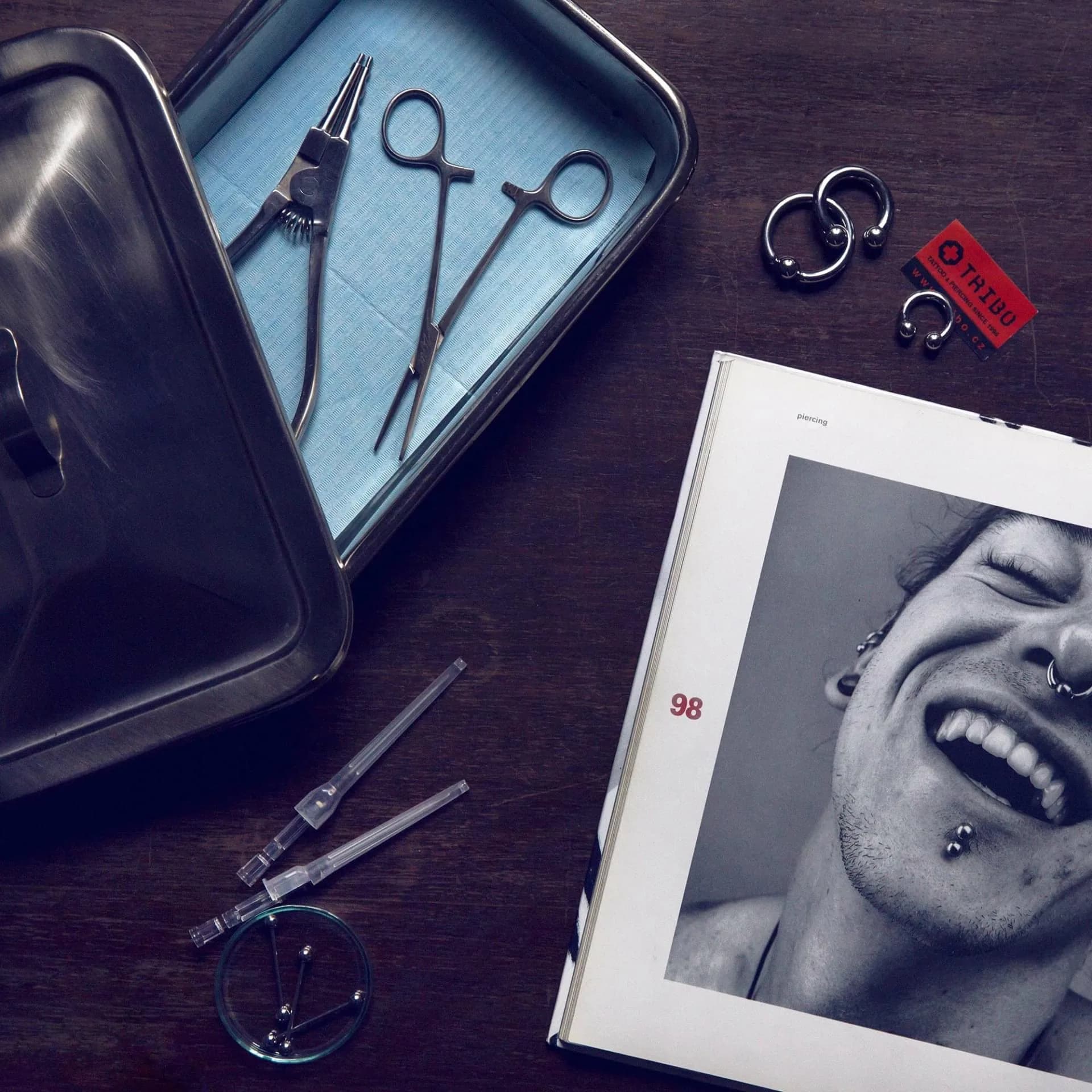 Piercing v Tribu